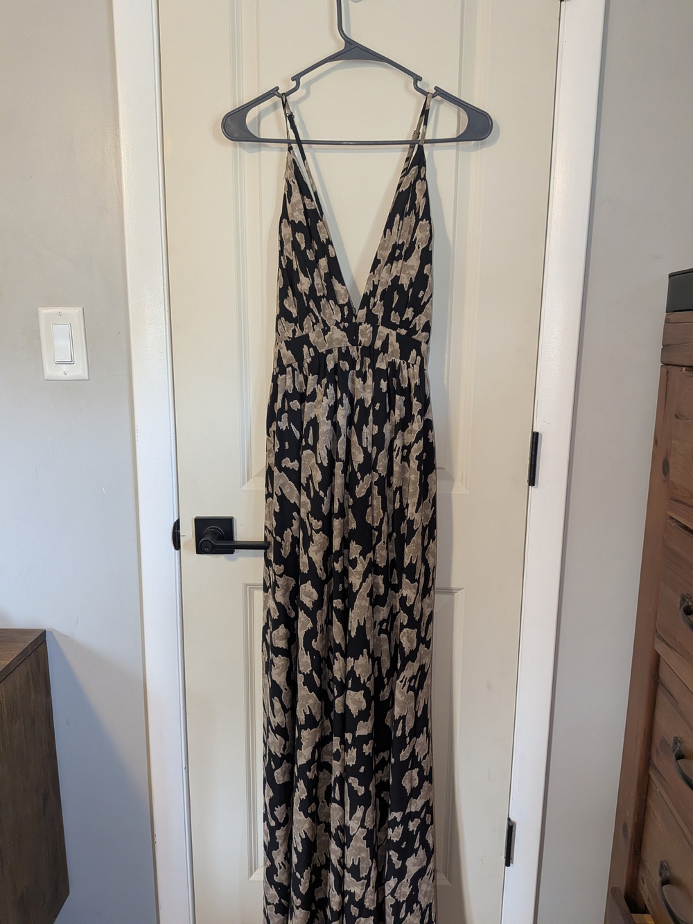 SHEIN Black and Beige Printed V-Neck Maxi Dress